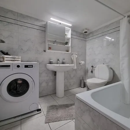 Casa Domenica Apartment *